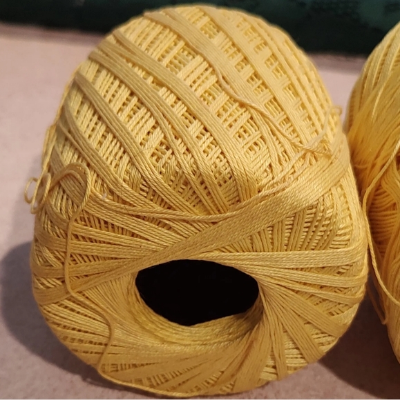 Vintage LOT of 2Crochet ThreadsJ+P CoatsKnit Cro SheenMustard yellowOne 4" - Picture 6 of 9